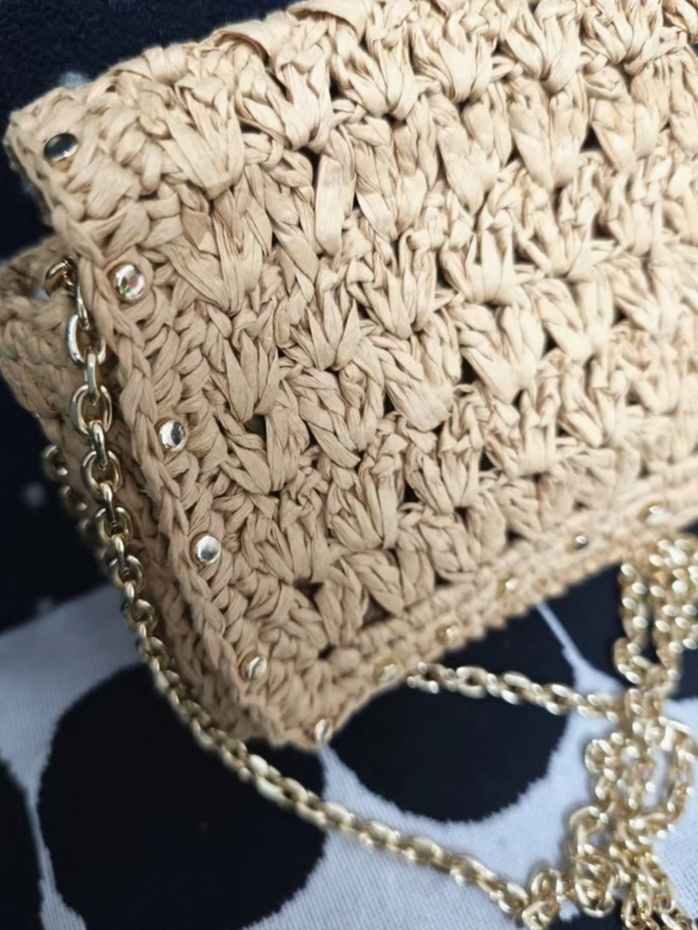 MANGO
Women's Mini Natural Fiber Crossbody Bag - Picture 10 of 12